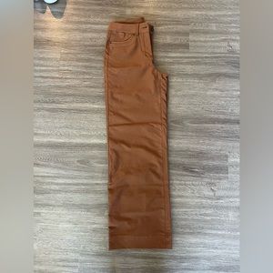 Lululemon city sleek wide leg trouser